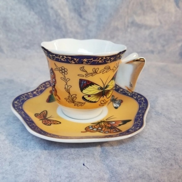 VINTAGE CC &T Mini Cup Saucer Set of 6, Multi-Color Butterfly Wings Handle New - Picture 7 of 10